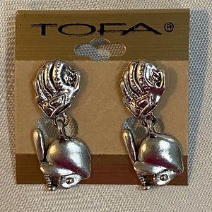 Tofa Earrings (Baseball, silver Color)